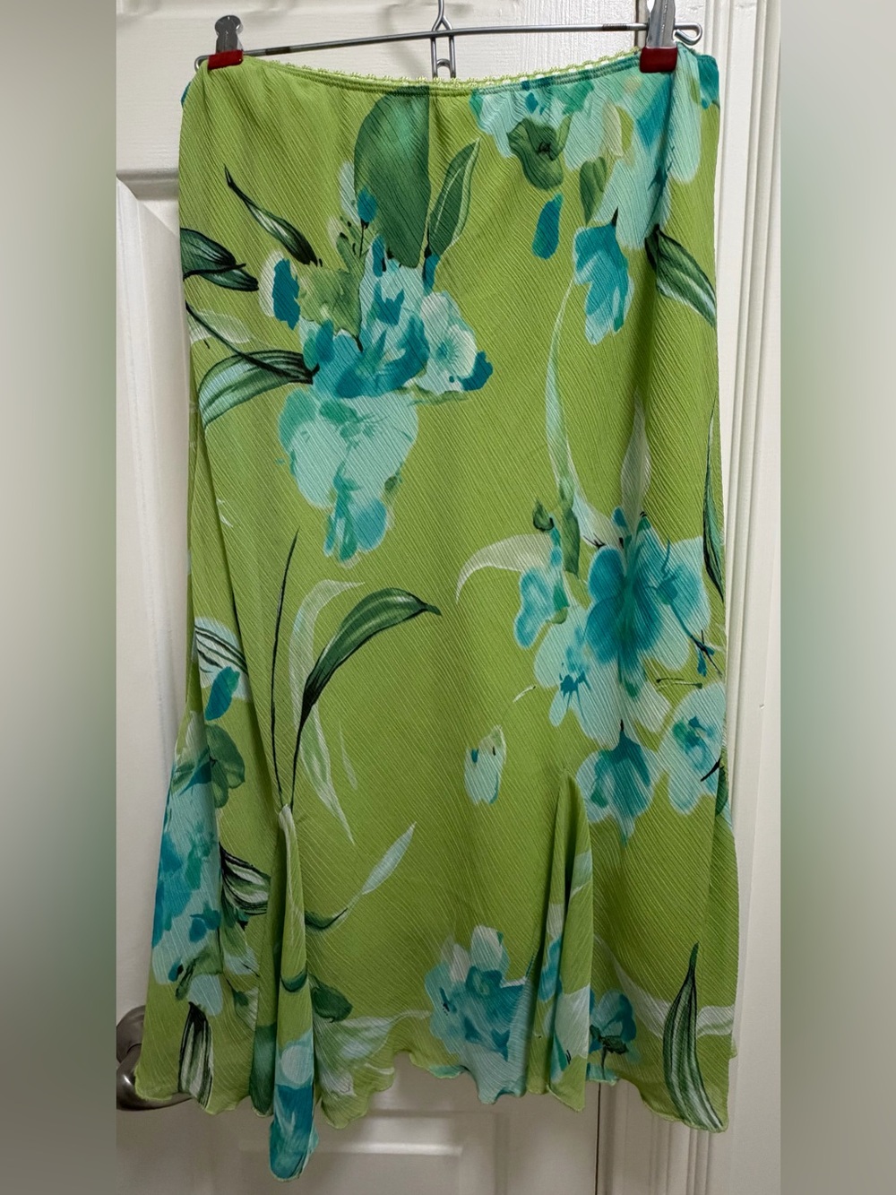 Floral A-Line Midi Skirt in Light Green
